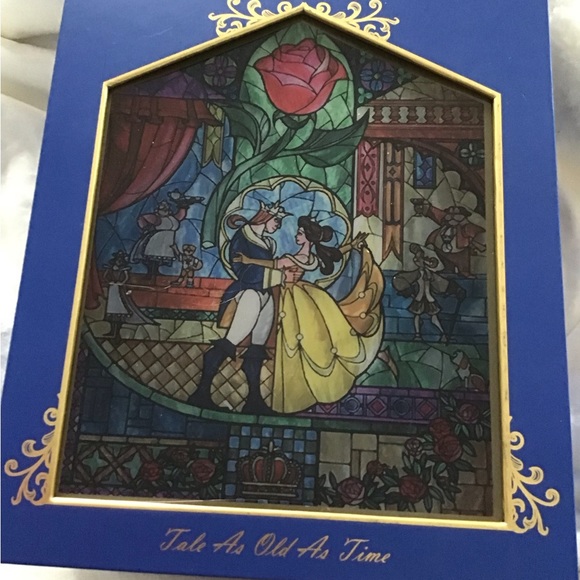 🎁 Disney Beauty And The Beast Bundle 18 pcs in Themed Box Brush Set, mirror,bag - Picture 2 of 12